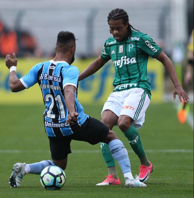 Titular contra o Grêmio, Keno exalta vitória magra 