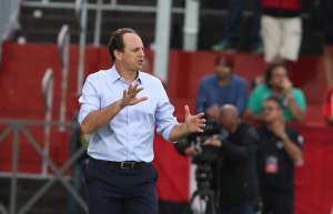 Rogério Ceni relembra 2013 e admite incômodo com o São Paulo na zona da degola