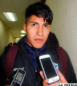Ponte Preta contrata jovem atacante boliviano para o Campeonato Brasileiro