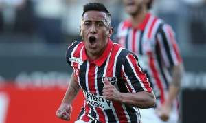 Cruz Azul-MEX oferece aproximadamente R$ 40 milhões por meia do São Paulo