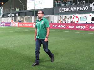Enderson Moreira diz 'não' para a Chapecoense e segue no América-MG