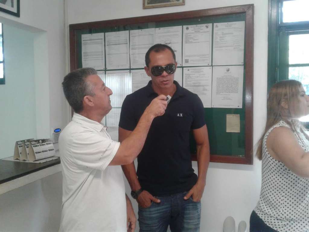 Ídolo do Santos na década de 90, Giovanni também visita o Rio Preto