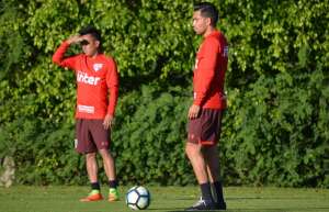 Petros diz que demissão de Ceni pressionou elenco do São Paulo