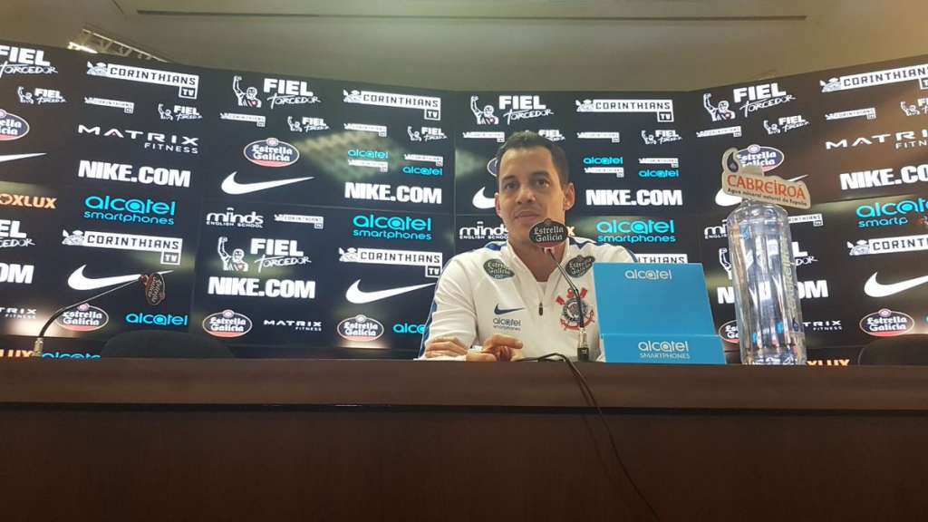 Rodriguinho vê o Corinthians mais forte com semana livre de jogos