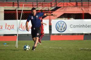 Atlético-GO x Vitória - Desesperados, Rubro-Negros precisam voltar a vencer