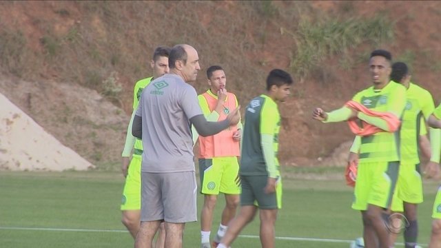 Chapecoense x Atlético-PR - Chape tenta se reabilitar com técnico novo 2 0002050252647 img