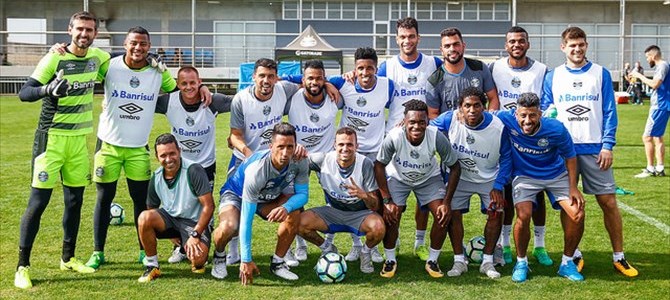 Renato Gaúcho poupa Pedro Rocha, mas não indica substituto no Grêmio