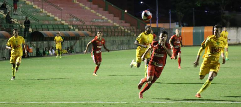 Mirassol superou o Velo Clube, em rio claro, por 2 a 1. Foto: Paulinho Melo