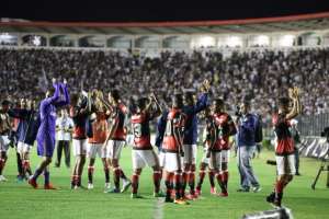 Flamengo lamenta briga no clássico e critica dirigentes que 'estimulam o ódio'