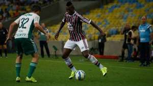 Abel revela que Léo está de saída do Fluminense e lamenta chances perdidas