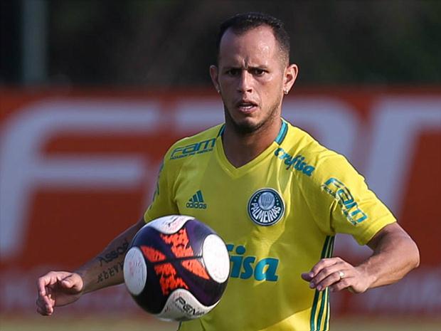Guerra volta a treinar no Palmeiras e fica como opção para clássico 2 0002050253137 img