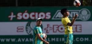 Tchê Tchê minimiza série invicta do Corinthians: 'Quebramos vários tabus em 2016'