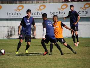 Copa Paulista: De 'folga' após duas vitórias, elenco da Ferroviária se reapresenta