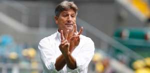 Renato vê Grêmio na luta por título e prevê queda do Corinthians: 'Vai despencar'
