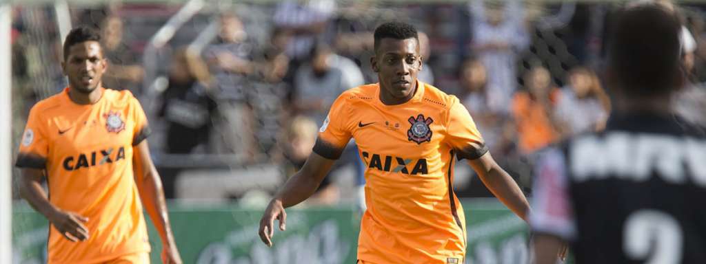 Moisés tem chance de ouro no time titular do Corinthians