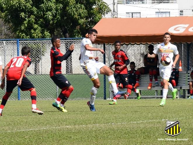 Após um jogo difícil, Grêmio Novorizontino perde por 2 a 1 contra o Vitória-BA na Taça BH