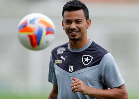 Jogador chegou ao Bota após boa passagem pelo Madureira