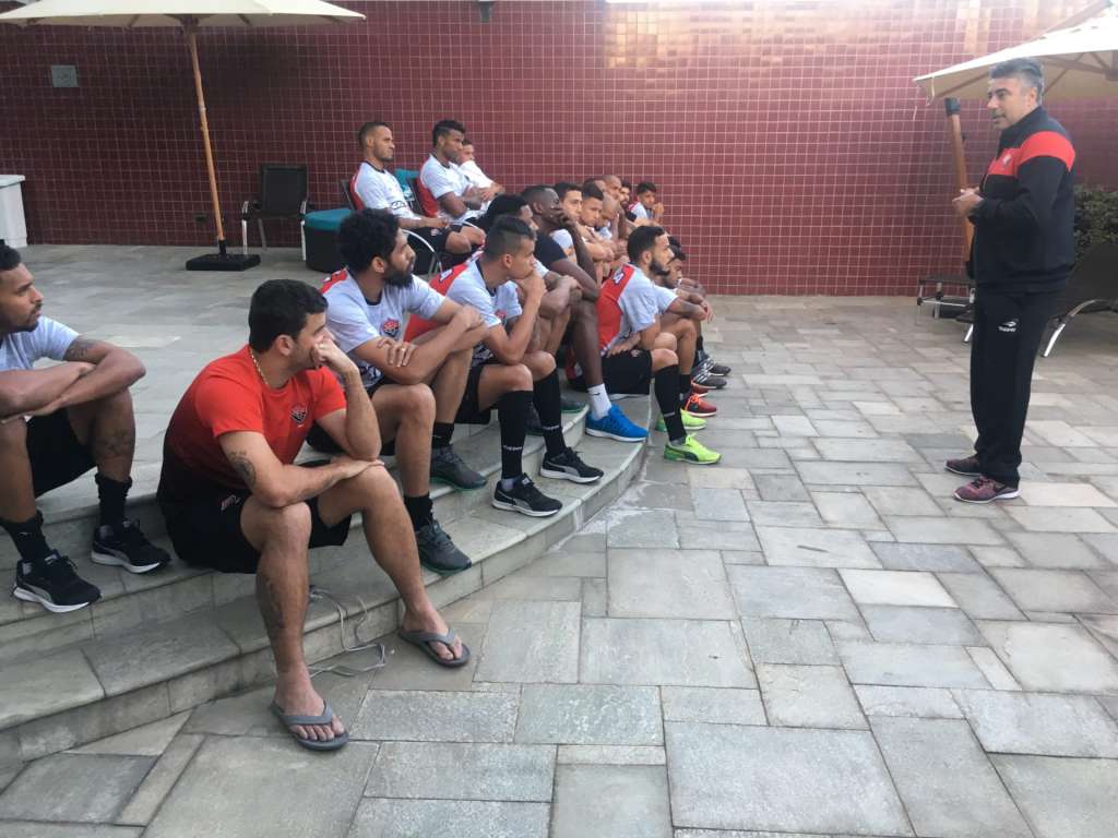 Wallace deverá ser uma das novidades no Vitória