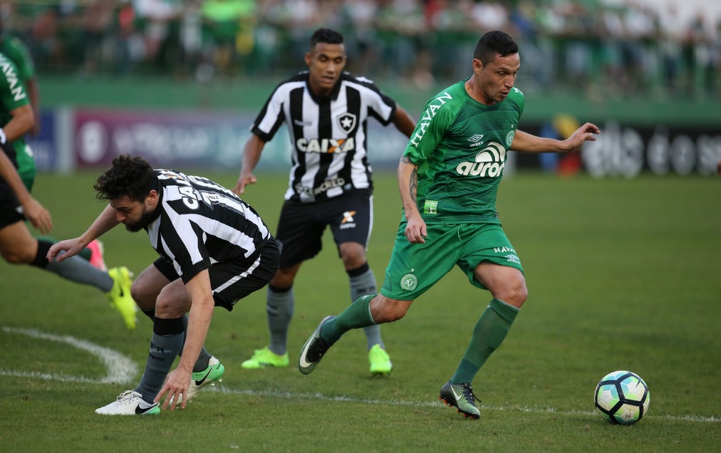 A Chape não vence nenhum jogo há seis rodadas. (Foto: Divulgação)