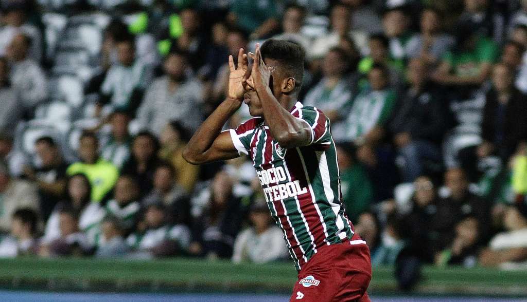 Léo afirmou ter dedicação total ao Fluminense