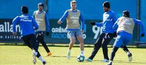 Luan e Michel desfalcam o Grêmio para duelo com o Vitória no Brasileirão