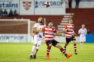 Linense 3 x 1 Penapolense - Elefante faz lição de casa e vence a primeira