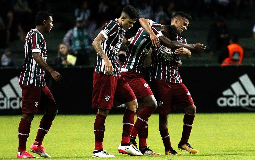 Fluminense tenta equilibrar desfalques com inúmeras opções à lateral