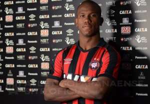 Ex-atacante do Botafogo, Ribamar é anunciado como reforço do Atlético-PR
