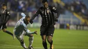 BRASILEIRÃO: Jogos de domingo podem mexer na parte da cima da tabela