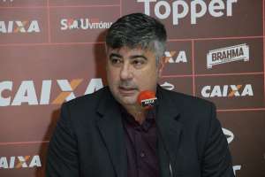 Após terceira derrota seguida, Vitória demite Alexandre Gallo