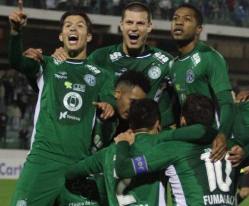 Série B: Diego Jussani vibra com gol nos acréscimos que garantiu empate ao Guarani