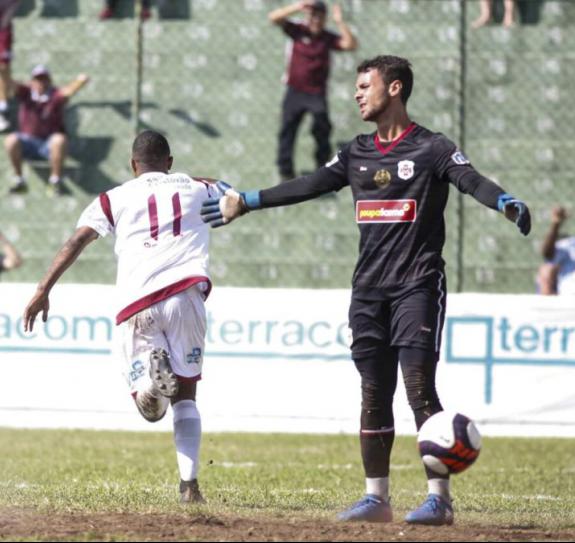 Juventus aproveitou as falhas defensivas e venceu a Santista