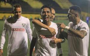 EC São Bernardo 2 x 0 Osvaldo Cruz - Vitória em casa coloca Bernô na ponta do grupo 7