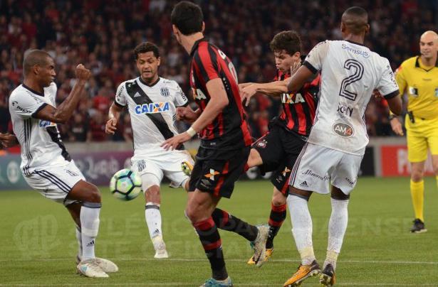 Ponte Preta foi sufocada no primeiro tempo, mas fez os gols no segundo. Foto: Marco Oliveira - CAP - Oficial