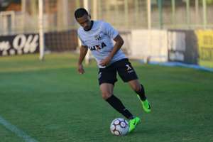 Série B: Ceará fecha com meia Lima e aguarda atacante Leandro Carvalho