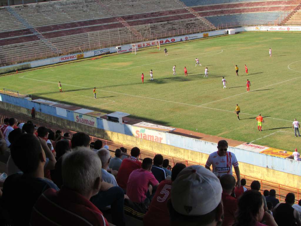 Mais uma vez, Estádio Teixeirão será palco de Santos e São Paulo