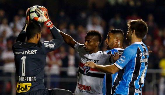 São Paulo tenta se recuperar para deixar a zona de rebaixamento
