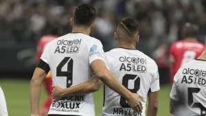 Corinthians x Flamengo é o destaque dos jogos de domingo na rodada 17 do Brasileirão