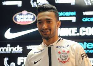 Carille encerra preparação e confirma ex-Ponte como titular do Corinthians