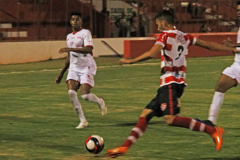 Noroeste e Linense não saíram do zero a zero no Gilbertão. (Foto: Bruno Freitas / EC Noroeste)