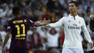 Mais valioso do mundo, Neymar passa em branco na vitória do Barcelona sobre Real Madrid