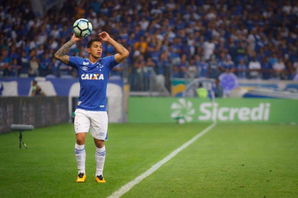 Cruzeiro 0 x 0 Vitória - Sinais de crise na Toca da Raposa? 2 0002050257629 img
