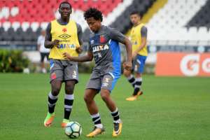 No reencontro com torcedores, Vasco tenta manter embalo e encostar no G6