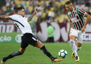 Ingleses entram na briga e Flu recusa 2ª proposta do Ajax por Richarlison