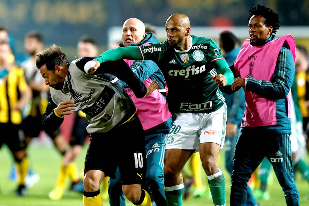 Felipe Melo rasgou contra o técnico Cuca