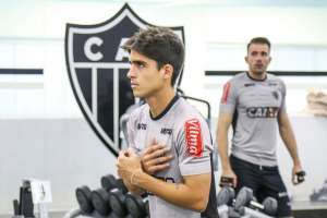 Titular em vitória no domingo, Gustavo Blanco espera nova chance no Atlético-MG