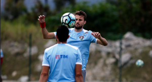 Fluminense desembarca em Recife e treina sem Abel Braga