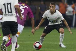 Titular absoluto, volante Gabriel pode trocar Corinthians pelo futebol italiano