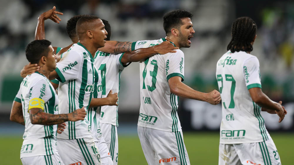 Luan afirma que afastamento de Felipe Melo não atrapalhou o elenco do Palmeiras
