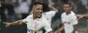 Jogadores se unem para apoiar Giovanni Augusto no Corinthians
